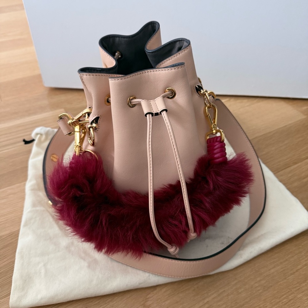 Fendi Mon Tresor Mini Bucket Bag